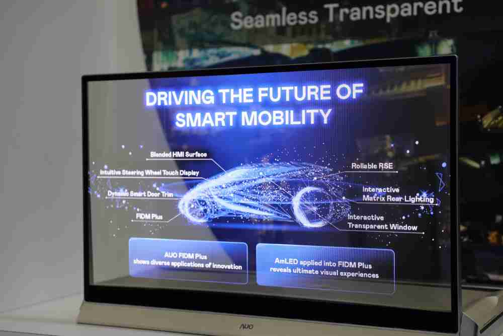 壹号平台凭借着超高亮度和透明度，，这款30吋透明Micro LED显示器在AR系统与智慧零售具有潜在的应用价值。。