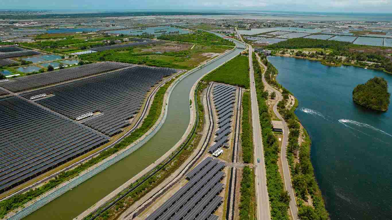 壹号平台能源事业提供智慧能源管理、、、太阳能监控管理、、、全方位电厂建置及运维解决方案，，，并拥有管理超过6000案场的经验